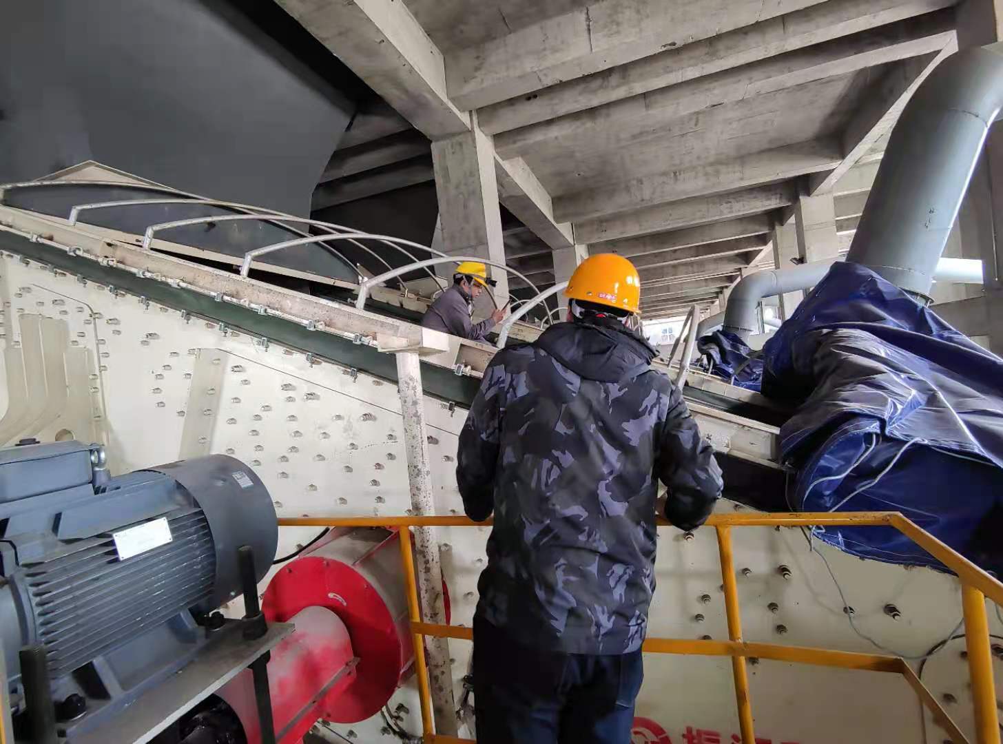 影响振动筛工作效率的因素一