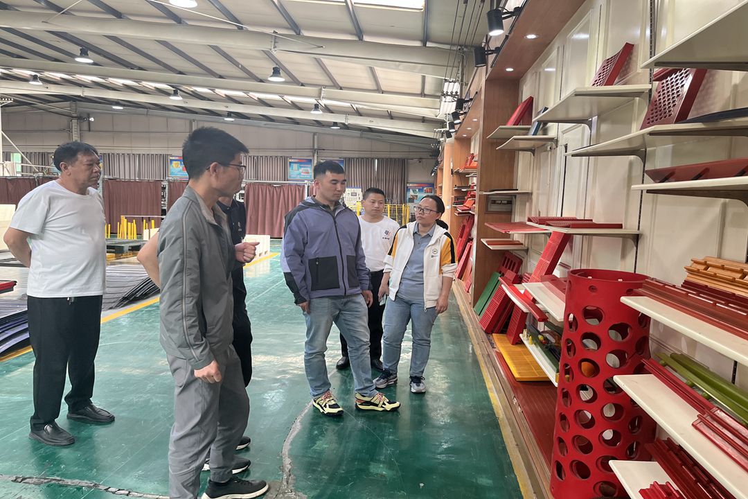 热烈欢迎艾法史密斯机械一行莅临指导